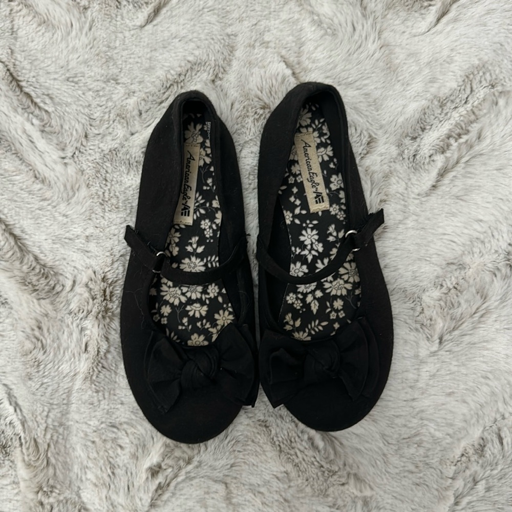 Girls black flat shoes size 12 1/2